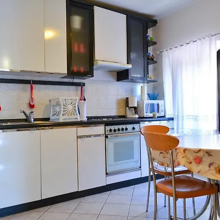 Apartment Slavica *